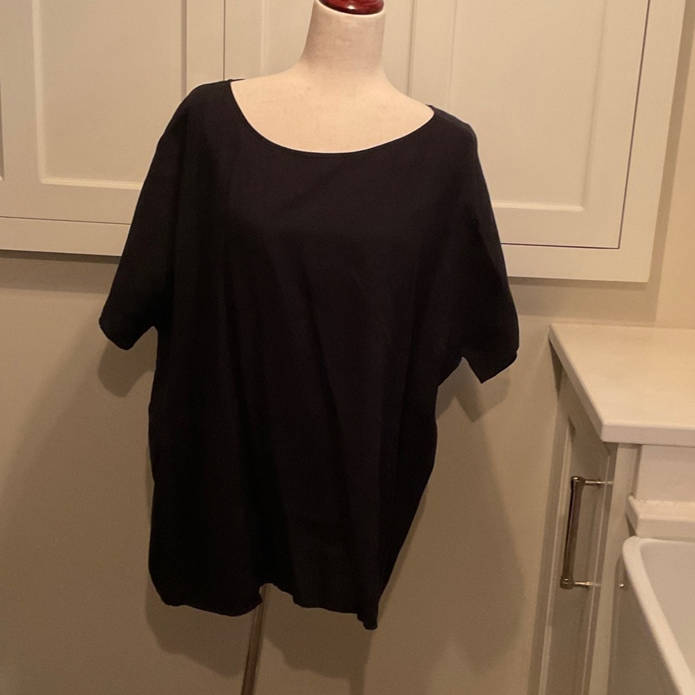 Eileen Fisher Black linen short sleeve shirt
